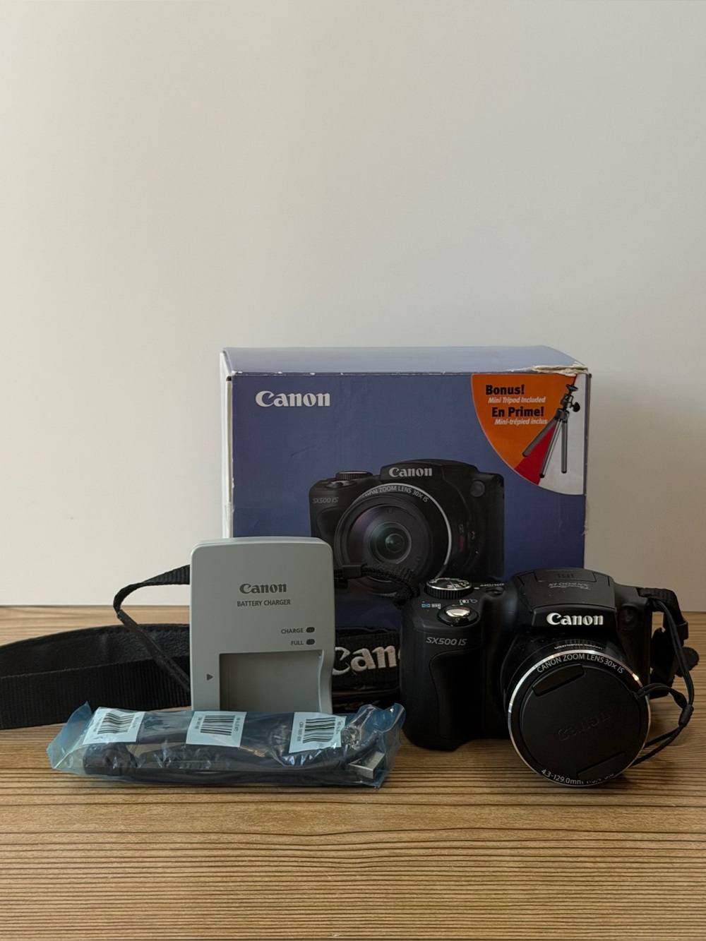 Canon PowerShot SX500 IS Digital Camera 30x Zoom 16.0 Mega Pixels